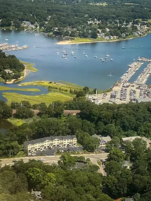 3800 Post Rd #3, Warwick, RI 02886 photo 2