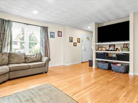 39 Colfax St, Warwick, RI 02886 photo 6