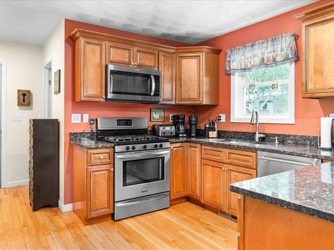 39 Colfax St, Warwick, RI 02886 photo 10