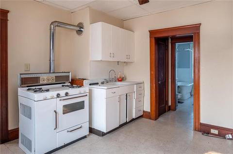 629 Front St, Woonsocket, RI 02895 photo 10