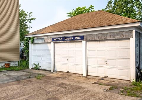 629 Front St, Woonsocket, RI 02895 photo 8