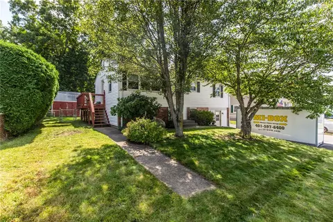 165 Getchell Ave, Woonsocket, RI 02895 photo 2