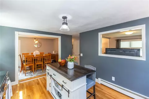 165 Getchell Ave, Woonsocket, RI 02895 photo 11