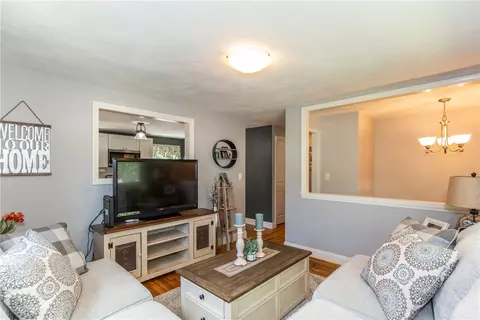 165 Getchell Ave, Woonsocket, RI 02895 photo 5