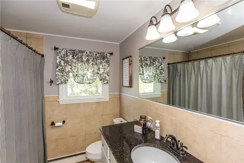 165 Getchell Ave, Woonsocket, RI 02895 photo 13