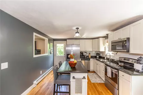 165 Getchell Ave, Woonsocket, RI 02895 photo 7