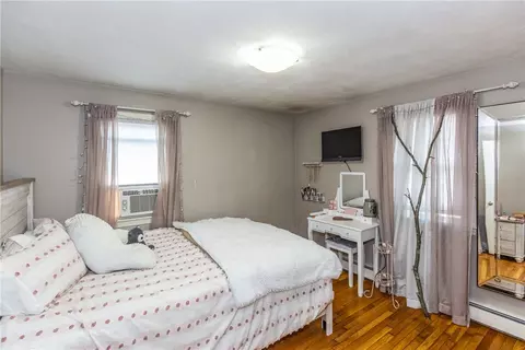 165 Getchell Ave, Woonsocket, RI 02895 photo 15