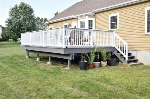 4 Emerald Dr, Cranston, RI 02831 photo 40