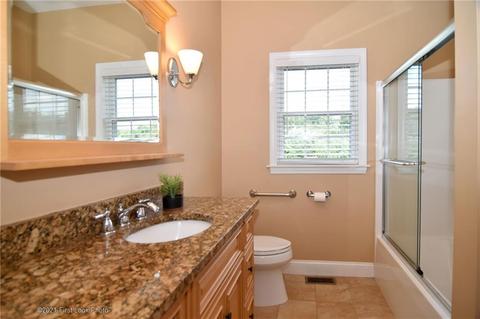 4 Emerald Dr, Cranston, RI 02831 photo 35