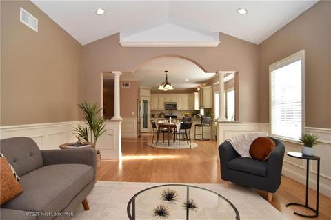 4 Emerald Dr, Cranston, RI 02831 photo 18