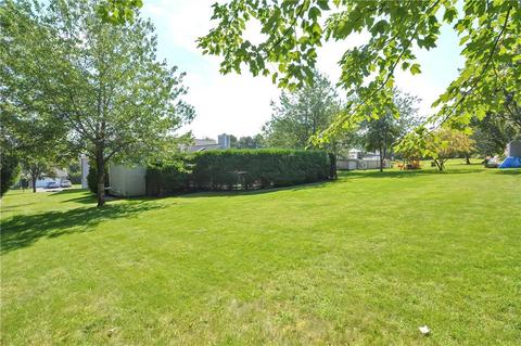 2 Larson Court Ct, Bristol, RI 02809 photo 6
