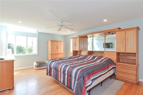 2 Larson Court Ct, Bristol, RI 02809 photo 26