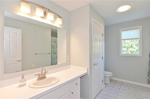 2 Larson Court Ct, Bristol, RI 02809 photo 23