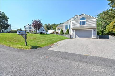 2 Larson Court Ct, Bristol, RI 02809 photo 5