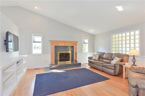 2 Larson Court Ct, Bristol, RI 02809 photo 20