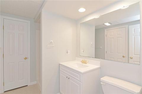 2 Larson Court Ct, Bristol, RI 02809 photo 24