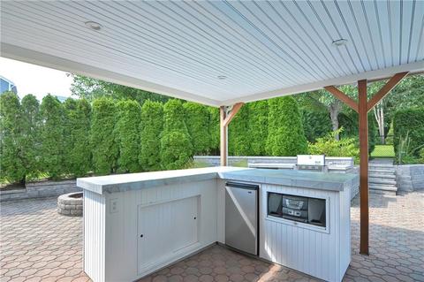 2 Larson Court Ct, Bristol, RI 02809 photo 10