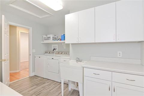 2 Larson Court Ct, Bristol, RI 02809 photo 25