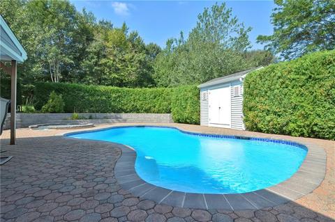 2 Larson Court Ct, Bristol, RI 02809 photo 11