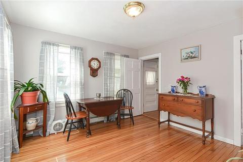 135 Eagle Peak Rd, Pascoag, RI 02859 photo 5