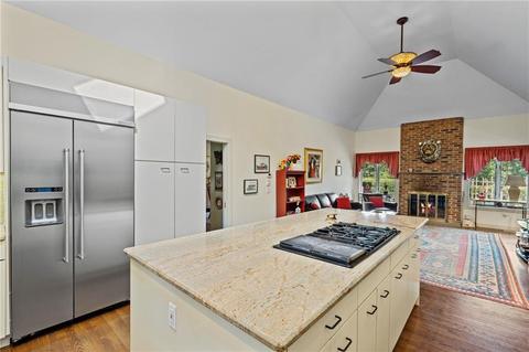38 Beacon Ave, Warwick, RI 02889 photo 7