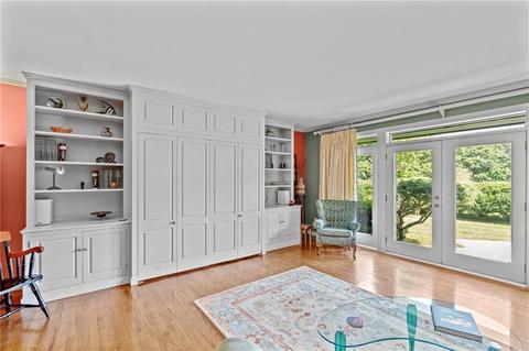 38 Beacon Ave, Warwick, RI 02889 photo 13