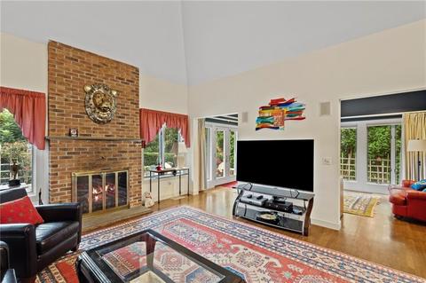 38 Beacon Ave, Warwick, RI 02889 photo 18