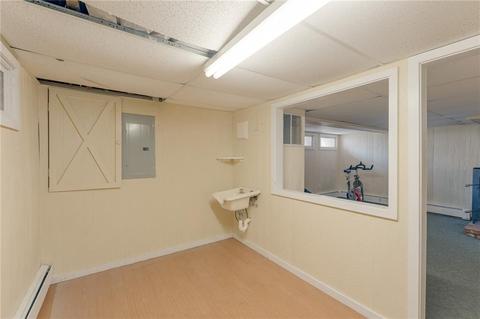 17 Bernice Ave, Woonsocket, RI 02895 photo 25
