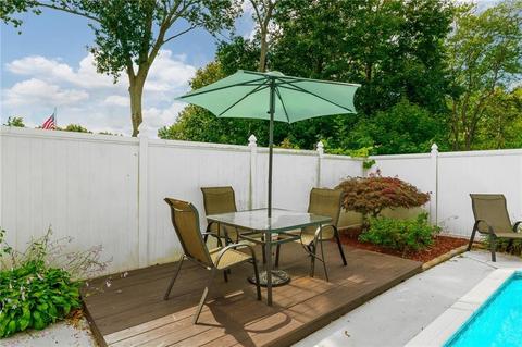 17 Bernice Ave, Woonsocket, RI 02895 photo 34