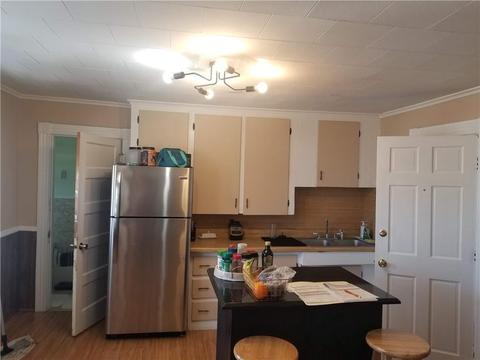 31 Bellevue Ave, Woonsocket, RI 02895 photo 8