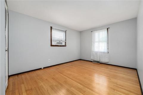 395 Grandview Ave, Woonsocket, RI 02895 photo 18