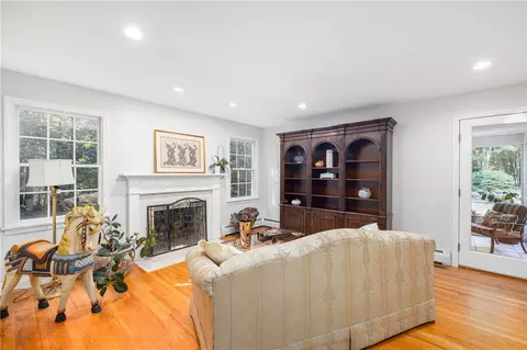 37 Azalea Ave, Exeter, RI 02822 photo 11
