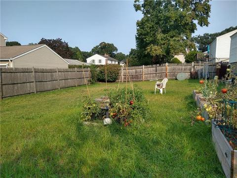 35 Caverly St, Warwick, RI 02886 photo 20