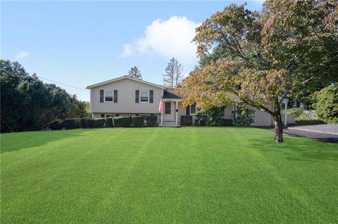144 Douglas Rd, Warwick, RI 02886 photo 1