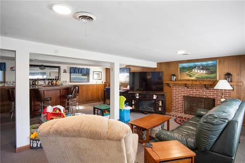 144 Douglas Rd, Warwick, RI 02886 photo 11