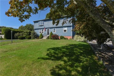 105 Ginger St, Warwick, RI 02886 photo 2
