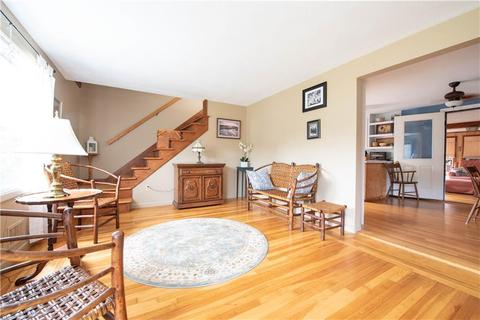 105 Ginger St, Warwick, RI 02886 photo 3
