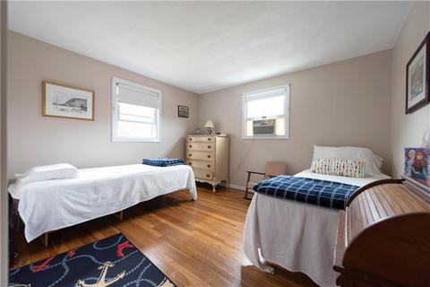 105 Ginger St, Warwick, RI 02886 photo 11