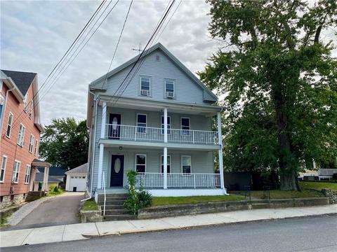 544 Winter St, Woonsocket, RI 02895 photo 1