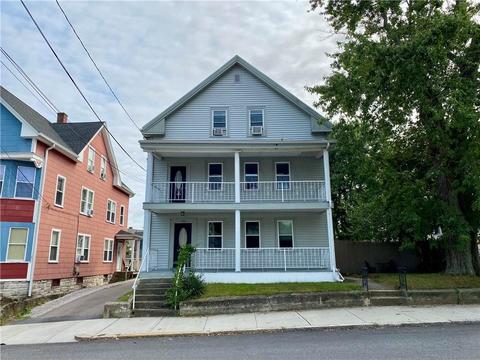 544 Winter St, Woonsocket, RI 02895 photo 3