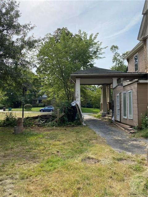 367 Prospect St, Woonsocket, RI 02895 photo 5