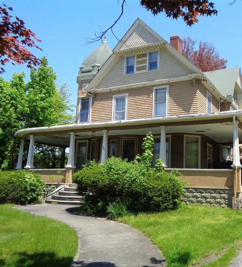 367 Prospect St, Woonsocket, RI 02895 photo 1