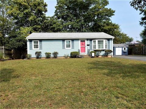 233 Sandy Ln, Warwick, RI 02889 photo 3