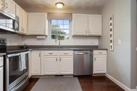 34 Ashbrook Dr, Cranston, RI 02921 photo 18