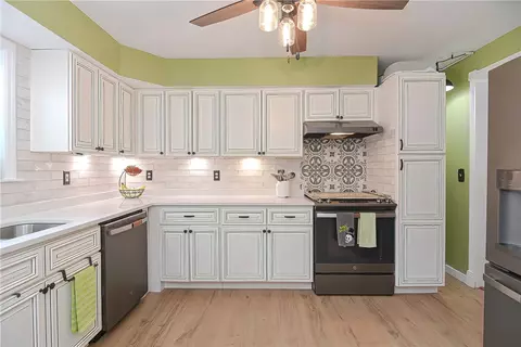 3925 Flat River Rd, Coventry, RI 02816 photo 16