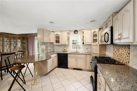 143 Midget Ave, Warwick, RI 02886 photo 19