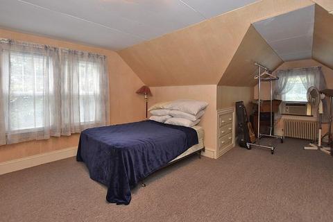 89 Merrill Ct, Woonsocket, RI 02895 photo 12