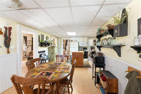 172 Mowry St, Woonsocket, RI 02895 photo 13