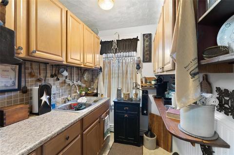 172 Mowry St, Woonsocket, RI 02895 photo 30