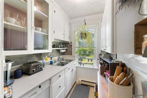 172 Mowry St, Woonsocket, RI 02895 photo 14